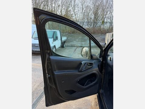 Citroen Berlingo 1.6 HDi 625 Enterprise Panel Van 5dr Diesel Manual L1 (Euro 5) (133 g/km, 7 31