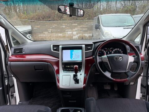 Toyota Vellfire AUTO - IMPORT 42