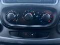 Renault Trafic 1.6 dCi 27 Business SWB Standard Roof Euro 5 5dr 33