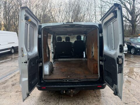 Renault Trafic 1.6 dCi 27 Business SWB Standard Roof Euro 5 5dr 13