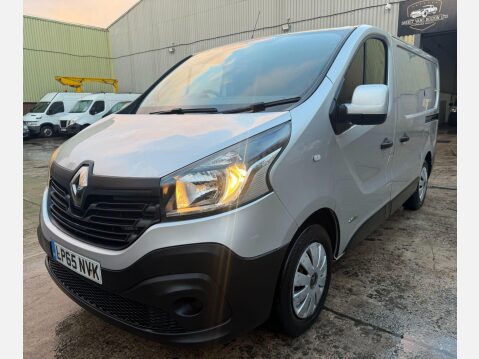 Renault Trafic 1.6 dCi 27 Business SWB Standard Roof Euro 5 5dr 23
