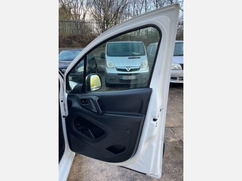 Citroen Berlingo 1.6 HDi 625 Enterprise L1 5dr (Euro 5) 20