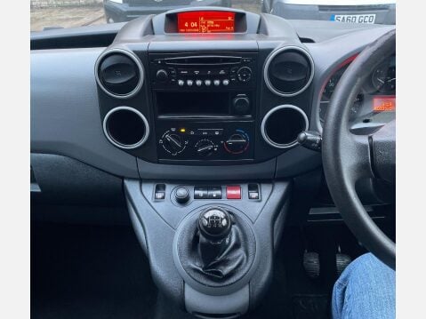 Citroen Berlingo 1.6 HDi 850 Enterprise Special Edition L1 5dr 29