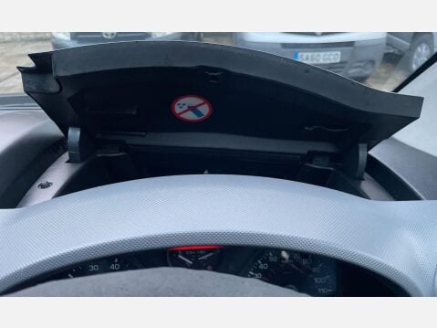 Citroen Berlingo 1.6 HDi 850 Enterprise Special Edition L1 5dr 28