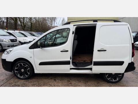 Peugeot Partner 1.6 HDi 850 S Panel Van 4dr Diesel Manual L1 (138 g/km, 90 bhp) 19
