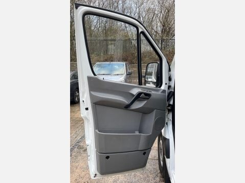 Mercedes-Benz Sprinter 2.1 314 CDi Tipper 2dr Diesel 7G-Tronic RWD L2 H1 (211 g/km, 141 bhp) 36