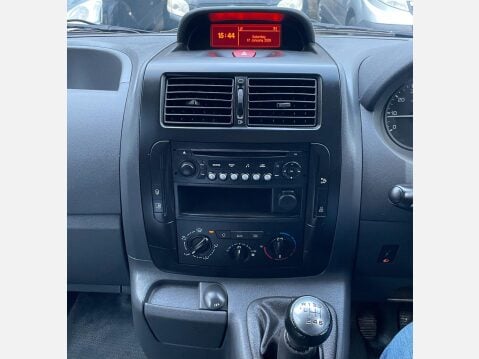 Citroen Dispatch 2.0 1200 HDi Enterprise Panel Van 5dr Diesel Manual FWD L2 H1 (168 g/km, 12 28