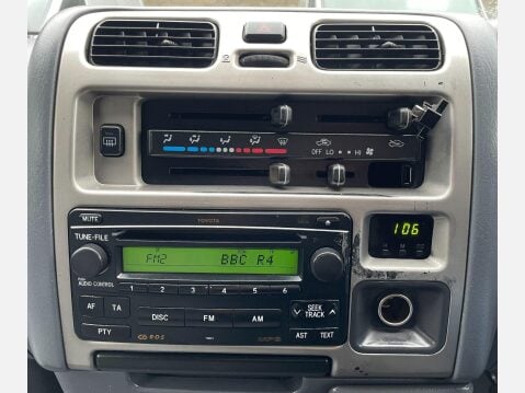 Toyota Hiace 2.5 280 D-4D Panel Van 4dr Diesel Manual RWD L1 H1 (221 g/km, 117 bhp) 30