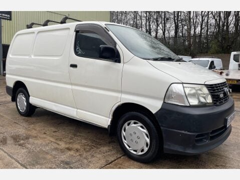 Toyota Hiace 2.5 280 D-4D Panel Van 4dr Diesel Manual RWD L1 H1 (221 g/km, 117 bhp) 5