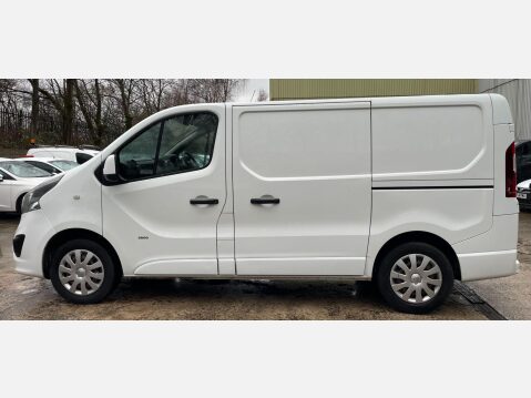 Vauxhall Vivaro 1.6 CDTi 2900 Sportive Panel Van 5dr Diesel Manual L1 H1 Euro 6 (120 ps) 15