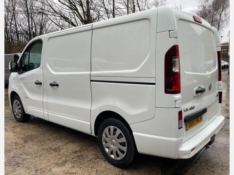 Vauxhall Vivaro 1.6 CDTi 2900 Sportive Panel Van 5dr Diesel Manual L1 H1 Euro 6 (120 ps) 13