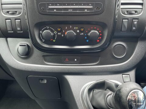 Vauxhall Vivaro 1.6 CDTi 2900 Sportive Panel Van 5dr Diesel Manual L1 H1 Euro 6 (120 ps) 33