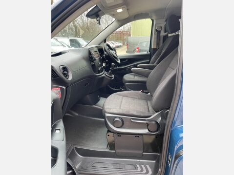 Mercedes-Benz Vito 1.6 111 CDI Crew Van FWD L3 Euro 5 5dr (XLWB) 39
