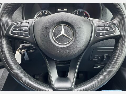 Mercedes-Benz Vito 1.6 111 CDI Crew Van FWD L3 Euro 5 5dr (XLWB) 31
