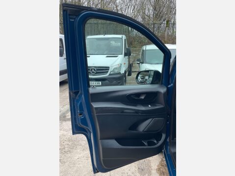 Mercedes-Benz Vito 1.6 111 CDI Crew Van FWD L3 Euro 5 5dr (XLWB) 38