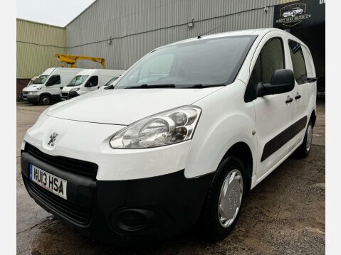 Peugeot Partner 1.6 HDi 850 S Panel Van 4dr Diesel Manual L1 (138 g/km, 90 bhp) 23