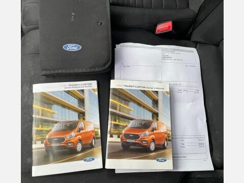 Ford Transit Custom 2.0 300 EcoBlue Limited Panel Van 5dr Diesel Manual L2 H1 Euro 6 (s/s) (130 40