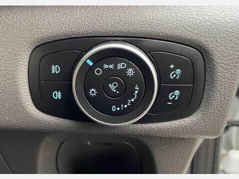 Ford Transit Custom 2.0 300 EcoBlue Limited Panel Van 5dr Diesel Manual L2 H1 Euro 6 (s/s) (130 25