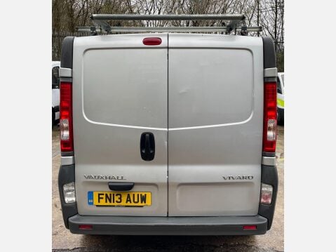 Vauxhall Vivaro 2.0 2700 CDTi Panel Van 4dr Diesel Manual FWD L1 (195 g/km, 113 bhp) 10