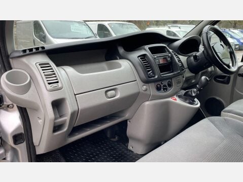 Vauxhall Vivaro 2.0 2700 CDTi Panel Van 4dr Diesel Manual FWD L1 (195 g/km, 113 bhp) 32