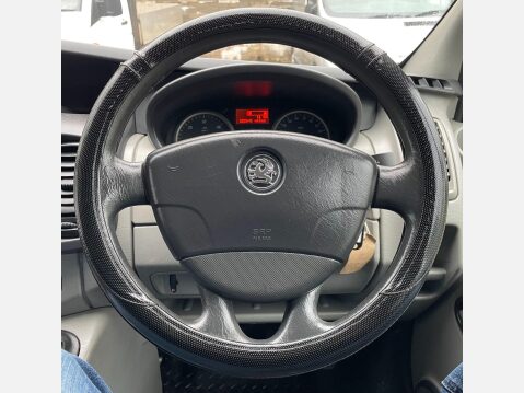 Vauxhall Vivaro 2.0 2700 CDTi Panel Van 4dr Diesel Manual FWD L1 (195 g/km, 113 bhp) 25