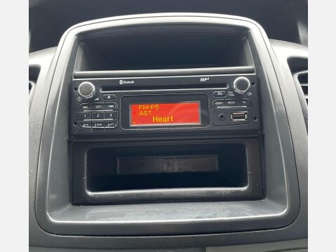 Vauxhall Vivaro 2.0 2700 CDTi Panel Van 4dr Diesel Manual FWD L1 (195 g/km, 113 bhp) 28