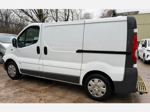 Vauxhall Vivaro 2.0 2900 CDTi Panel Van 4dr Diesel Manual FWD L1 (195 g/km, 113 bhp) 20