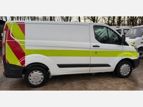 Ford Transit Custom 2.2 TDCi 290 L2 H1 5dr 7