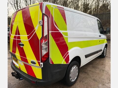 Ford Transit Custom 2.2 TDCi 290 L2 H1 5dr 10