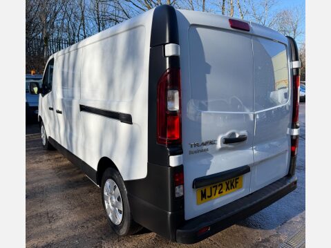 Renault Trafic 2.0 dCi Blue LL30 Business Panel Van 5dr Diesel Manual L2 H1 Euro 6 (s/s) ( 16