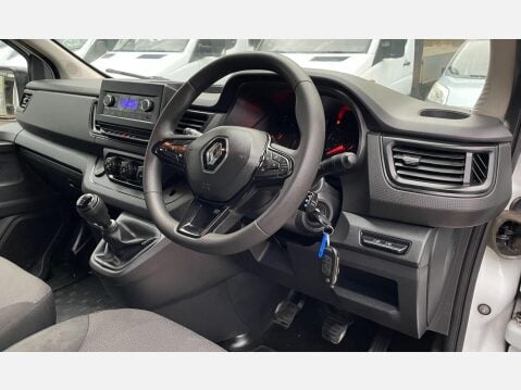 Renault Trafic 2.0 dCi Blue LH30 Business Panel Van 5dr Diesel Manual L2 H2 Euro 6 (s/s) ( 25