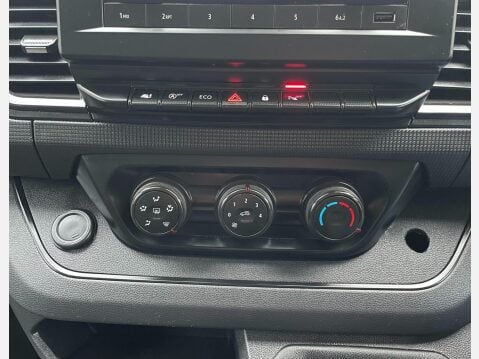 Renault Trafic 2.0 dCi Blue LH30 Business Panel Van 5dr Diesel Manual L2 H2 Euro 6 (s/s) ( 34