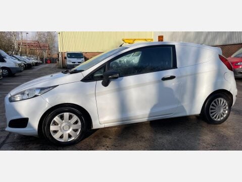 Ford Fiesta 1.6 TDCi ECOnetic II Panel Van 3dr 16