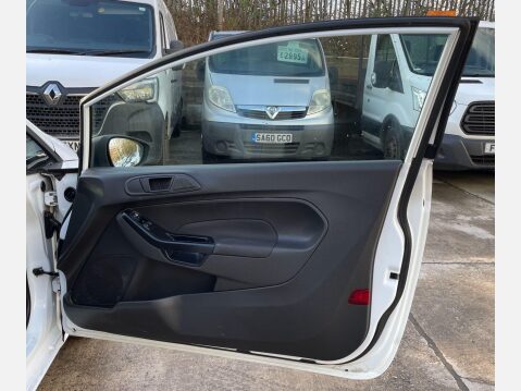 Ford Fiesta 1.6 TDCi ECOnetic II Panel Van 3dr 20