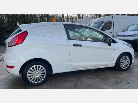 Ford Fiesta 1.6 TDCi ECOnetic II Panel Van 3dr 8