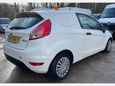 Ford Fiesta 1.6 TDCi ECOnetic II Panel Van 3dr 9