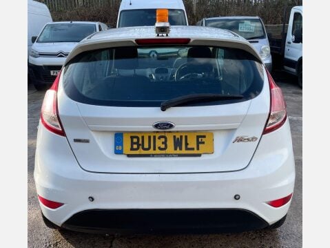 Ford Fiesta 1.6 TDCi ECOnetic II Panel Van 3dr 10