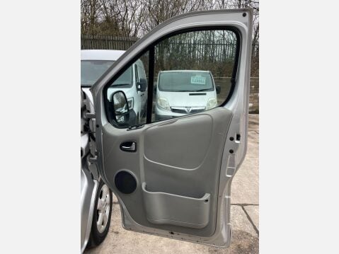 Vauxhall Vivaro 2.0 2900 CDTi Sportive FWD L3 4dr 21