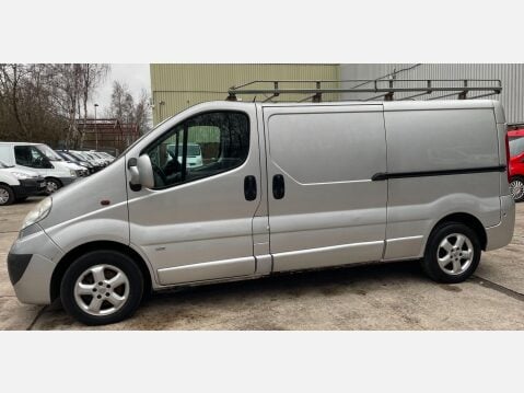 Vauxhall Vivaro 2.0 2900 CDTi Sportive FWD L3 4dr 17