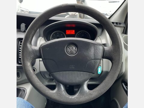 Vauxhall Vivaro 2.0 2900 CDTi Sportive FWD L3 4dr 26