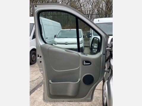 Vauxhall Vivaro 2.0 2900 CDTi Sportive FWD L3 4dr 32