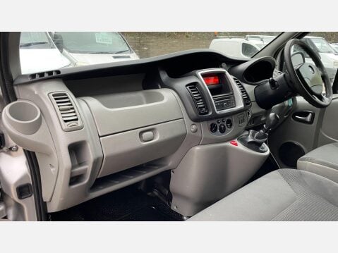 Vauxhall Vivaro 2.0 2900 CDTi Sportive FWD L3 4dr 34