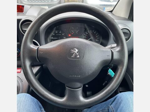 Peugeot Partner 1.6 HDi 850 S L1 4dr 26