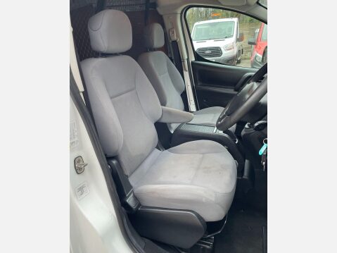 Peugeot Partner 1.6 HDi 850 S L1 4dr 23