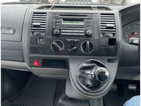 Volkswagen Transporter Sportline 2.5 TDI PD Sportline T30 L1 H1 4dr 28