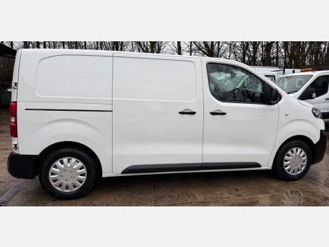 Citroen Dispatch 1.5 BlueHDi 1000 Enterprise Pro M FWD 2 Euro 6 (s/s) 6dr 9