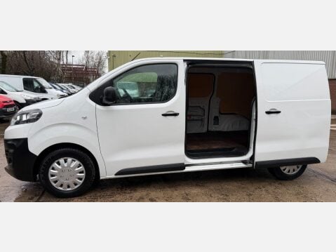 Citroen Dispatch 1.5 BlueHDi 1000 Enterprise Pro M FWD 2 Euro 6 (s/s) 6dr 21