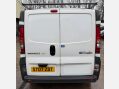 Renault Trafic 2.0 dCi SL27 L1 H1 4dr (Phase 3) 6