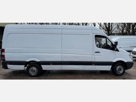Mercedes-Benz Sprinter 2.1 313 CDi RWD L3 H3 4dr 8