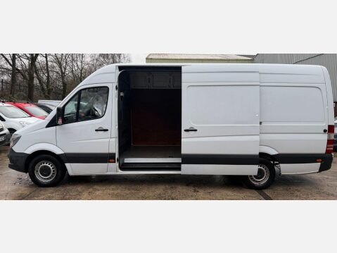Mercedes-Benz Sprinter 2.1 313 CDi RWD L3 H3 4dr 23